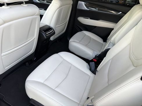 Used 2020 Cadillac XT6 Sport AWD/4WD image 12
