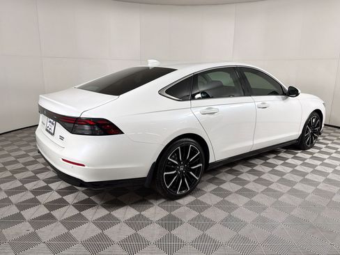New 2026 Honda Accord Touring image 9