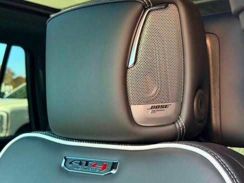 Used 2025 GMC Yukon AT4 Ultimate w/ LPO, Floor Liner Package AWD/4WD image 32