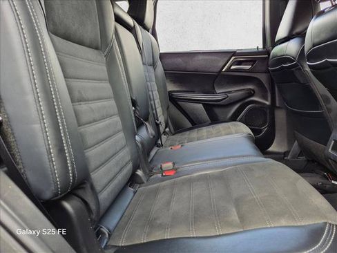 Used 2024 Mitsubishi Outlander SE FWD image 20