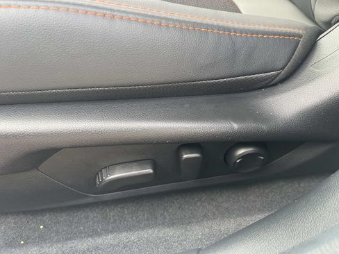 Certified 2025 Subaru Crosstrek 2.5i Limited w/ Crosstrek Mirror Package AWD/4WD image 30