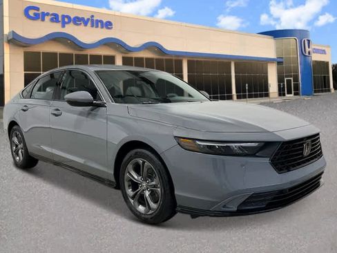 New 2025 Honda Accord EX-L image 9