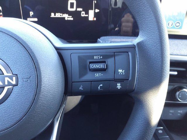 Used 2025 Nissan Kicks SV w/ Illumination Package FWD image 26