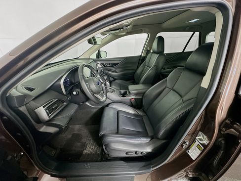 Used 2020 Subaru Outback Limited w/ Popular Package #2 AWD/4WD image 13