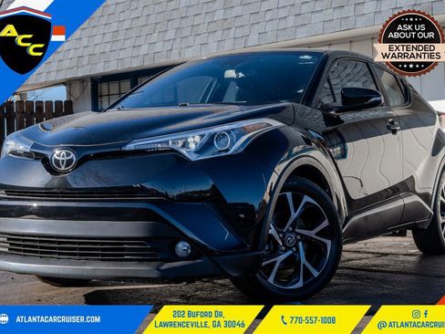 Used 2018 Toyota C-HR XLE image 1