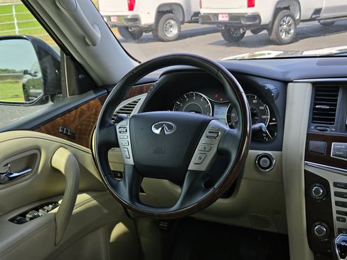 Used 2018 INFINITI QX80 2WD w/ Driver Assistance Package image 16