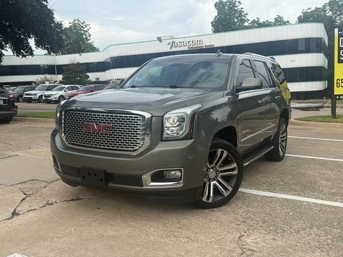 Used 2017 GMC Yukon Denali w/ Open Road Package RWD image 2