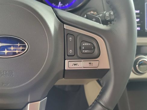 Used 2016 Subaru Outback 2.5i Limited AWD/4WD image 17