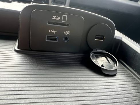 Used 2014 RAM 1500 Sport w/ Remote Start & Security Group AWD/4WD image 31