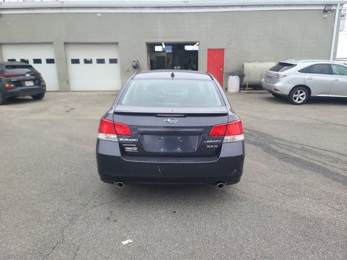 Used 2011 Subaru Legacy 3.6R Limited AWD/4WD image 7