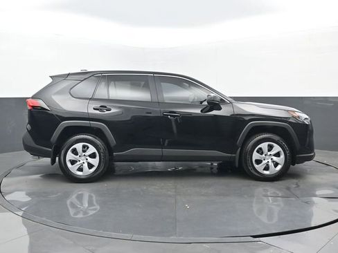 Used 2025 Toyota RAV4 LE AWD/4WD image 2
