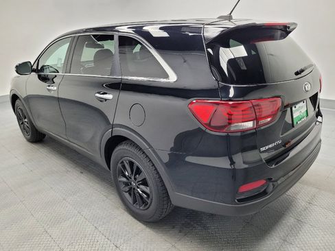 Used 2019 Kia Sorento L FWD image 3