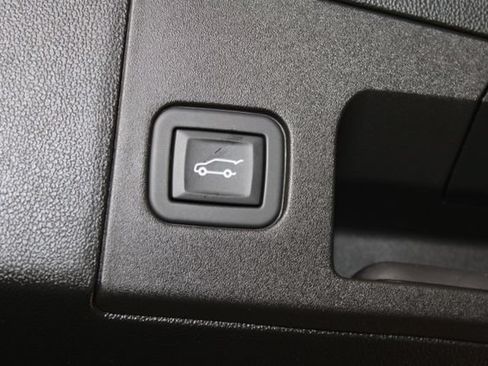 Certified 2023 Cadillac XT5 Premium Luxury w/ LPO, Floor Liner Package AWD/4WD image 34