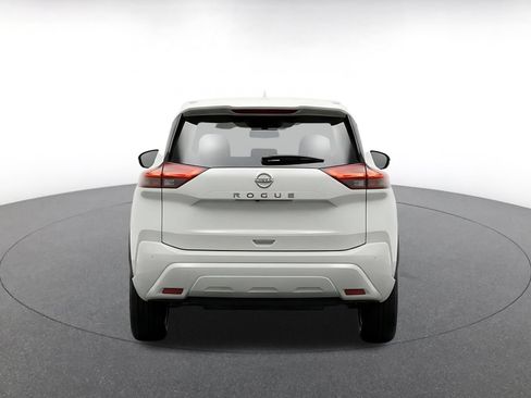 Used 2025 Nissan Rogue SV AWD/4WD image 8