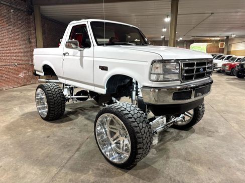 Used 1994 Ford Bronco XLT image 20