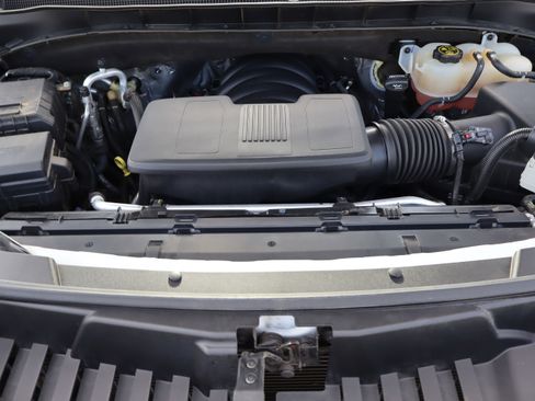 Used 2021 Chevrolet Tahoe RST w/ Luxury Package image 45