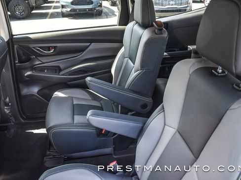 Used 2024 Subaru Ascent Onyx Edition image 40