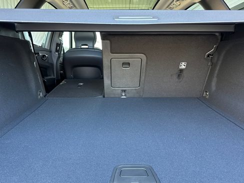 New 2025 Volvo XC60 B5 Core w/ Protection Package Premier image 14