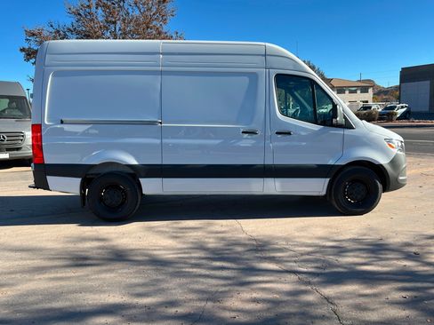 New 2026 Mercedes-Benz Sprinter 2500 image 6