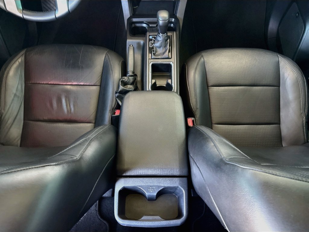 Used 2019 Toyota Tacoma TRD Off-Road AWD/4WD image 16