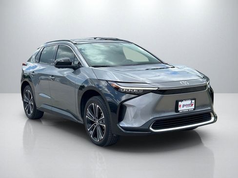 Used 2024 Toyota bZ4X FWD w/ Weather Package image 3
