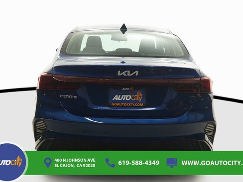 Used 2023 Kia Forte LXS w/ LXS Technology Package FWD image 12