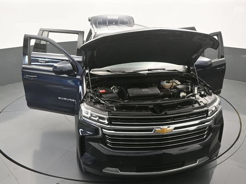 Used 2024 Chevrolet Suburban LT AWD/4WD image 73