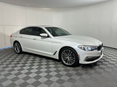 Used 2018 BMW 530i image 6