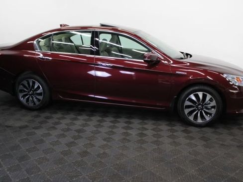 Used 2015 Honda Accord Touring image 4