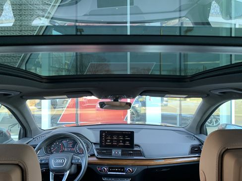 Certified 2022 Audi Q5 2.0T Premium w/ Convenience Package AWD/4WD image 25