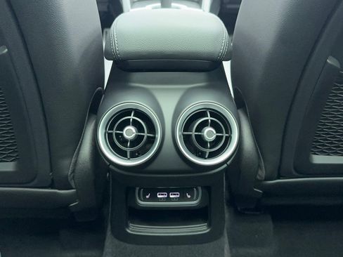 New 2025 Alfa Romeo Stelvio Sprint w/ Convenience Package image 20