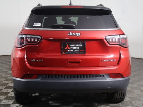 Used 2025 Jeep Compass Limited AWD/4WD image 11