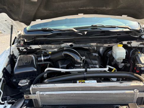Used 2016 RAM 2500 SLT w/ Protection Group AWD/4WD image 11