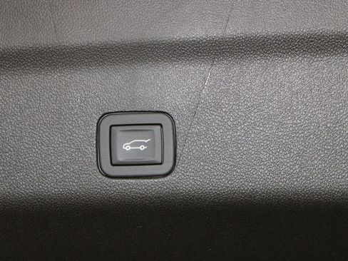 New 2026 Chevrolet Tahoe High Country AWD/4WD image 37