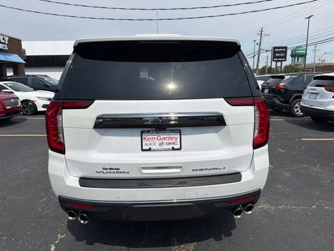 Certified 2023 GMC Yukon XL Denali Ultimate w/ LPO, Floor Liner Package AWD/4WD image 5
