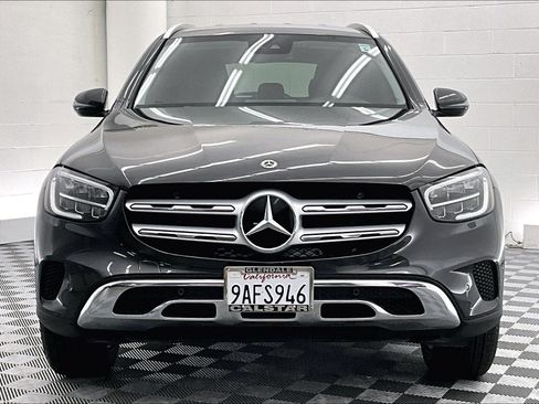Used 2022 Mercedes-Benz GLC 300 image 2