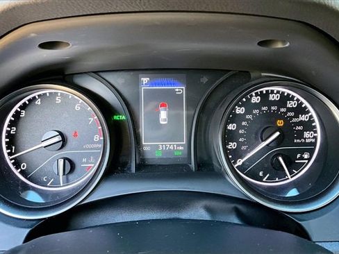Used 2024 Toyota Camry SE image 12