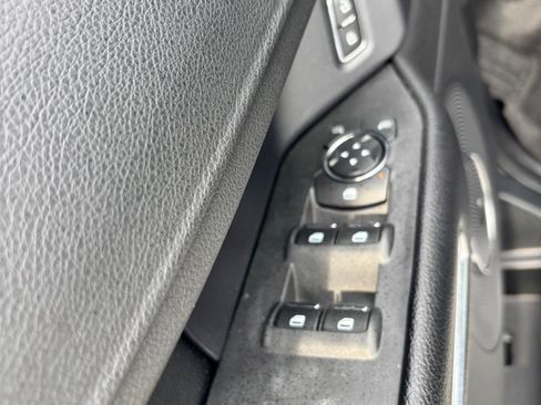 Used 2020 Ford Expedition XLT w/ Equipment Group 201A RWD image 17