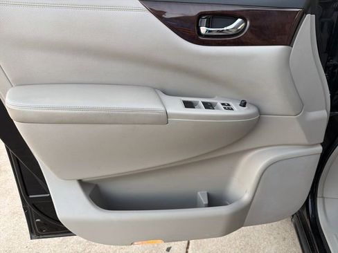 Used 2012 Nissan Quest SV image 10