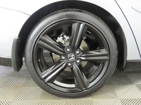 Used 2023 Honda Accord Sport image 30