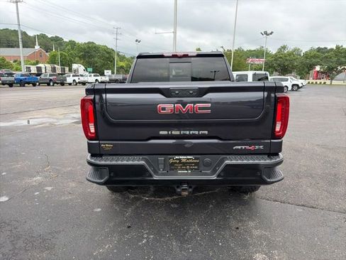 Used 2024 GMC Sierra 1500 AT4X AWD/4WD image 9