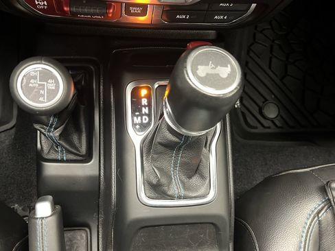 Used 2021 Jeep Wrangler Unlimited Rubicon 4xe w/ Steel Bumper Group image 24