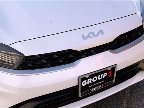 Used 2024 Kia Forte LXS FWD image 30