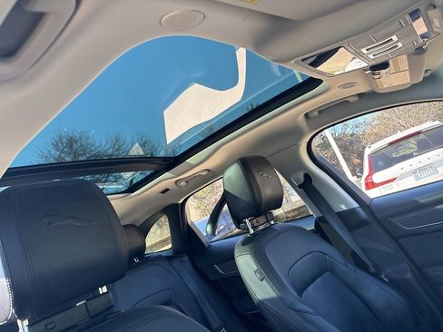 Used 2022 Jaguar F-PACE S image 13