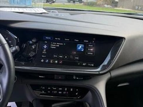 Used 2023 Buick Envision Preferred image 12