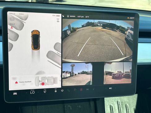 Used 2023 Tesla Model Y AWD image 13