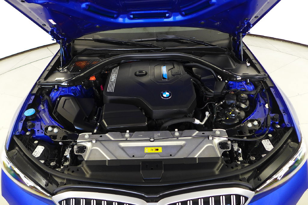 Certified 2023 BMW 330e w/ M Sport Package RWD image 6