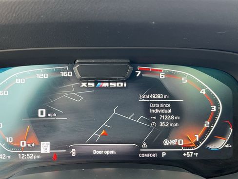 Used 2021 BMW X5 M50i w/ Executive Package image 15