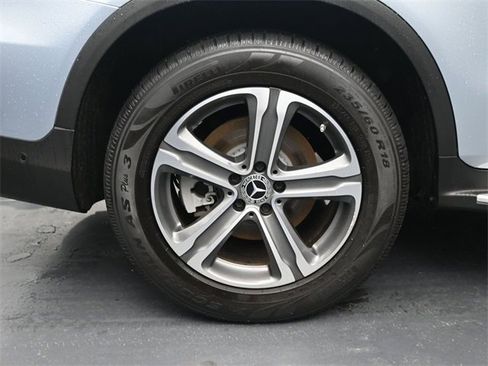 Used 2018 Mercedes-Benz GLC 350e 4MATIC image 37