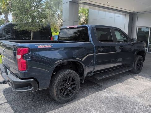 Used 2023 Chevrolet Silverado 1500 LT Trail Boss AWD/4WD image 4